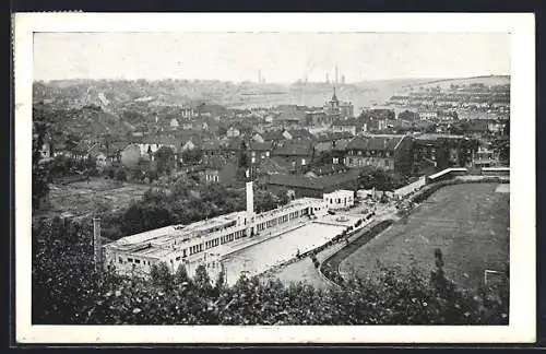 AK Homécourt, Piscine et vue générale du village