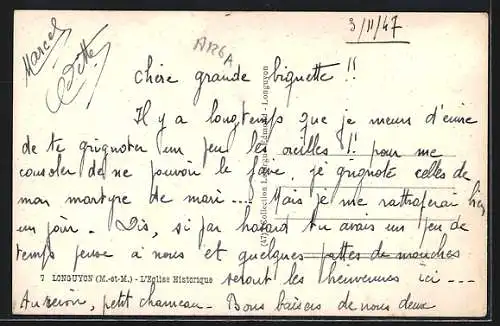AK Longuyon, L`Église Historique et vue du village sur la colline