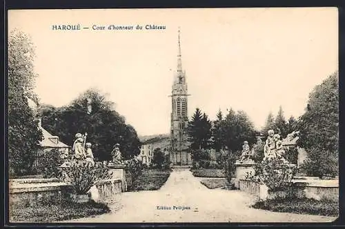 AK Haroué, Cour d`honneur du Château
