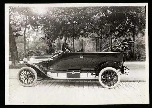 Fotografie Auto Siemens-Schuckert Landaulet, PKW mit Weinberger-Karosserie vor der Fabrik Zeppelinstr. 71 in München