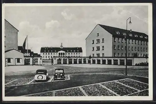 AK Frankfurt-Bornheim, Kurhessen-Kaserne Infanterie-Regiment 81, mit Autos