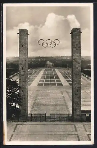 AK Berlin, Reichssportfeld, Blick durch das Osttor auf die Kampfbahn, Olympia