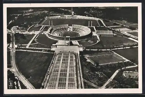 Foto-AK Berlin, Gesamtansicht Reichssportfeld mit Osttor und Maifeld