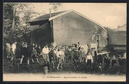 AK Foucotte, Agrandissement du jardin