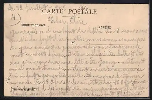AK Parroy, Vue intérieure avec le château en arrière-plan