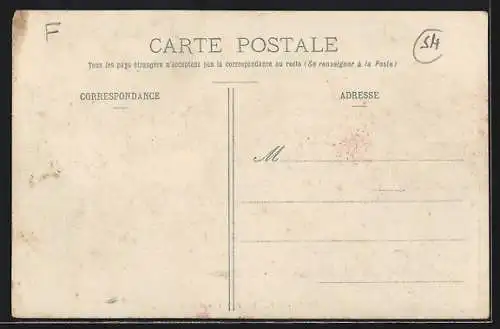 AK Réméréville, Rue de la Constitution avec chariots et villageois