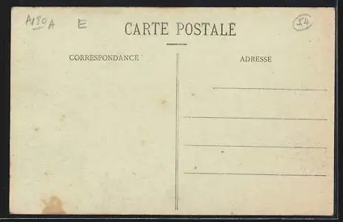 AK Saint-Nicolas-du-Port, Rue de Laval avec tramway et passants