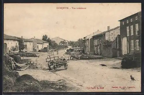 AK Domjevin, Vue intérieure