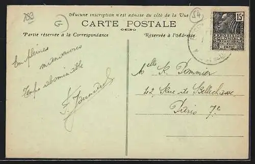 AK Essey-et-Maizerais, Centre du village avec bâtiments anciens et rue principale