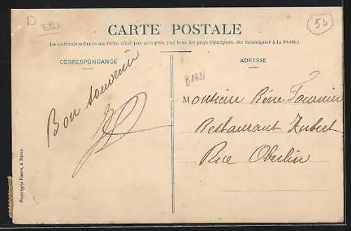 AK Flavigny, Rue de Nancy animée avec passants et bâtiments historiques