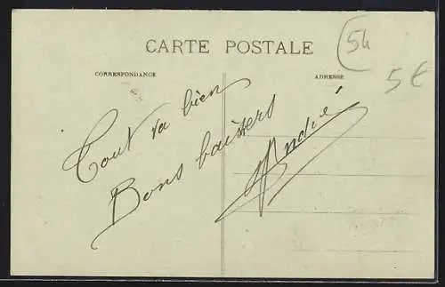 AK Pont-Saint-Vincent, Rue Nationale animée avec passants et bâtiments historiques