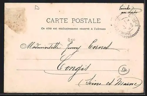 AK Saint-Nicolas-du-Port, Grande-Rue animée avec vue sur l`église en arrière-plan