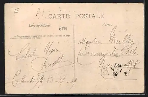 AK Colombey-les-Belles, Place Dauphine avec habitants et arbres en rangée