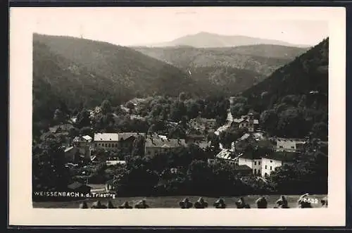 AK Weissenbach a. d. Triesting, Totalansicht mit Bergblick aus der Vogelschau