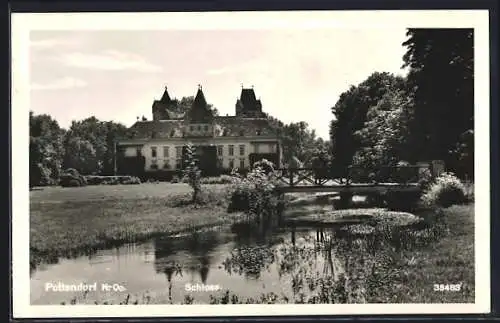 AK Pottendorf /N.-Ö., Schloss mit Brücke vom Wasser aus