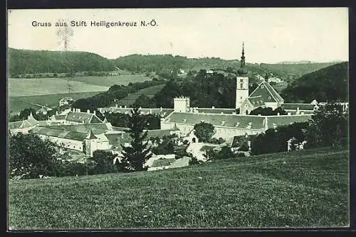 AK Heiligenkreuz /N.-Ö., Stift mit Umgebung von einer Anhöhe aus