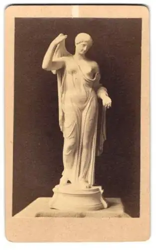 Fotografie unbekannter Fotograf und Ort, Statue Venus Genitrix