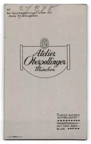 Fotografie Atelier Oberpollinger, München, junger Knabe in Lederhosen und Tracht