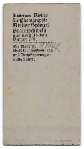 Fotografie Ateleir Spiegel, Braunschweig, Mutter und Kind im Atelier, Mutterglück