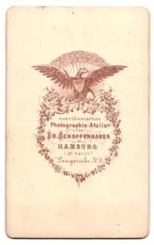 Fotografie Ed. Schoppenhauer, Hamburg, Langereihe 3, Portrait eines sitzenden Mannes