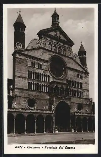 AK Cremona, Facciata del Duomo