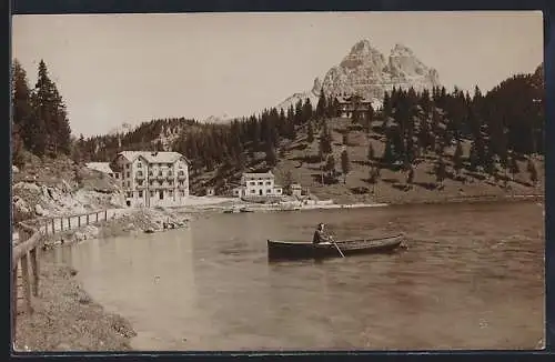 Foto-AK Misurina, Hotel am Seeufer