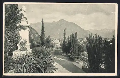 AK Bozen-Gries, Erzherzog Heinrich-Denkmal und Promenade