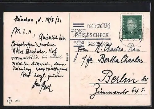 AK Münchner Kindl sitzen auf Fässern mit Bierkrügen in der Hand