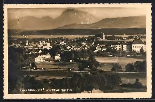 AK Vöcklabruck, Gesamtansicht mit Traunstein