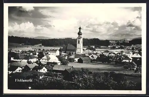 AK Vöcklamarkt, Kirche im Zentrum