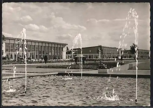 AK Erfurt, Internationale Gartenbauausstellung, Partie an der Wasserkunst