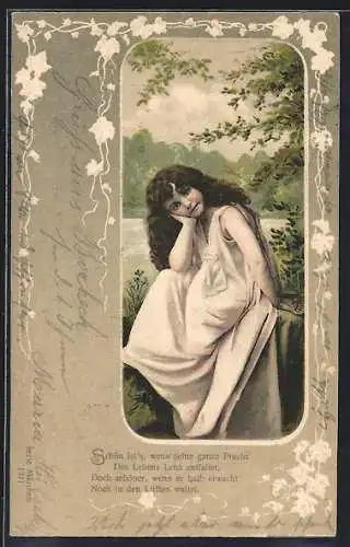 Präge-Lithographie Junges Mädchen an einem See, Gedicht, Efeu-Ornamente, Jugendstil