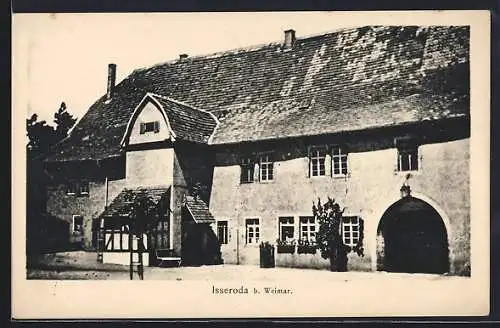 AK Isseroda b. Weimar, Schloss-Gut im Sonnenschein