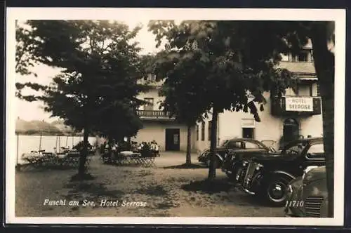 AK Fuschl am See, Hotel Seerose mit Garten am Fuschlsee, parkende Autos