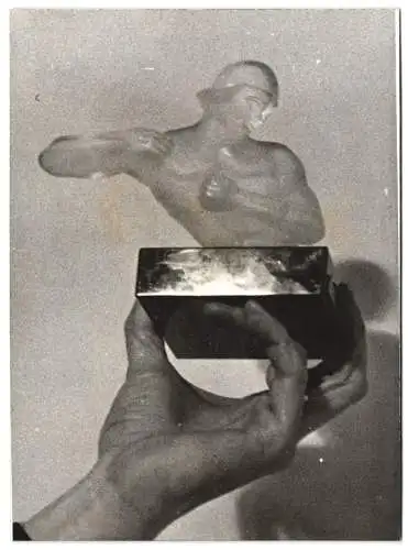 17 Fotografien Wilhelm Sturm, Ansicht Haida / Sudetengau, Manufaktur für Glasschmuck & Gebrauchsgut, Produktions-Ansicht