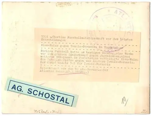 Fotografie Atlantic, Ansicht Berlin, Fussballspiel Tennis-Borussia vs. Blau-Weiss 3:2 im Poststadion 1939