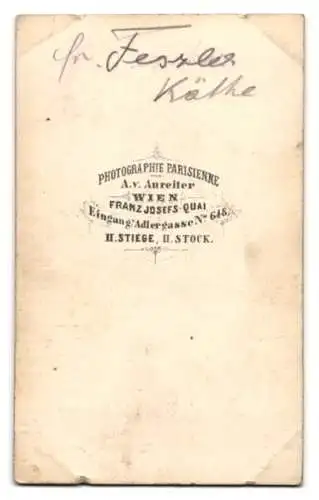 Fotografie A. v. Anreiter, Wien, Schauspielerin Käthe Feszler im Kostüm als Bäuerin