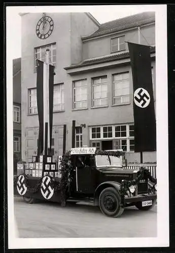 Fotografie unbekannter Fotograf, Ansicht Kirchheim /Teck, MAN LKW d. Otto Ficker AG, Propaganda Werbung, 1934 