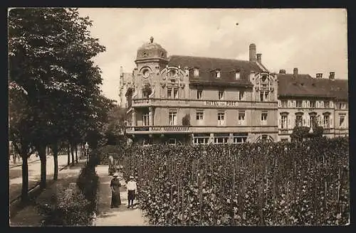 AK Freiburg i. B., Hotel Post vom Park aus