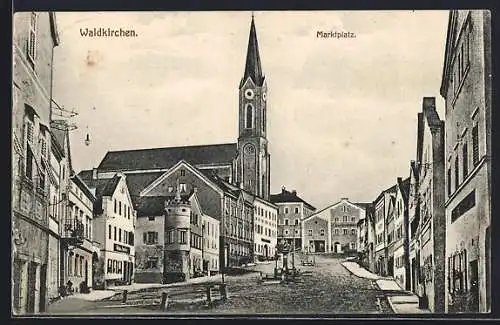 AK Waldkirchen / Niederbayern, Marktplatz mit Kirche