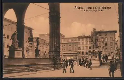 AK Firenze, Piazzale della Signoria dal Portico degli Uffizi