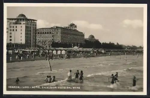 AK Venezia-Lido, Hotel Excelsior visto dal Mare