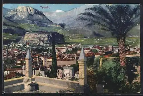 AK Trento, Blick über einen Teil der Ortschaft auf das Gebirge