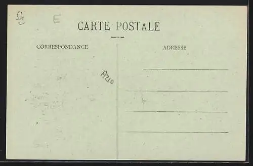 AK Custines, Rue de l`Église animée avec charrettes et passants