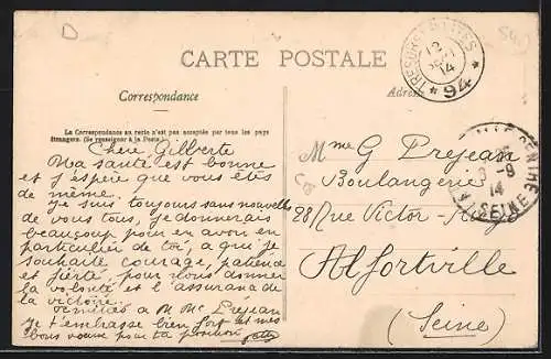 AK Custines, Vue générale du village et des collines environnantes