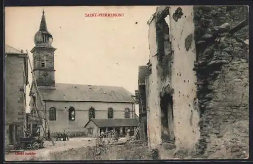 AK Saint-Pierremont, Église et ruines environnantes