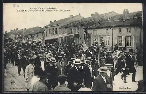 AK Mars-la-Tour, Retour du Cortège après la Cérémonie au Monument