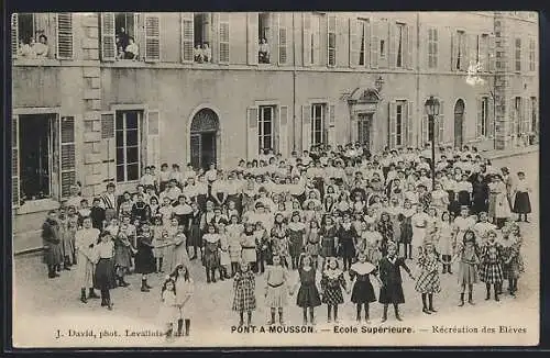 AK Pont-à-Mousson, École Supérieure, Récréation des Élèves