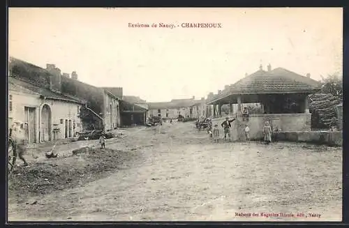 AK Champenoux, Vue du village avec habitants et bâtiments ruraux