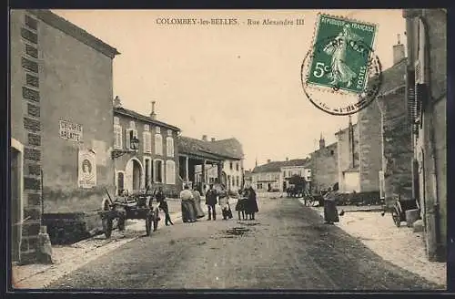 AK Colombey-les-Belles, Rue Alexandre III avec passants et charrette